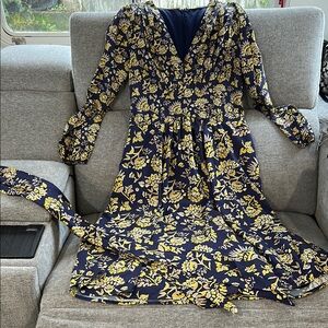 Eshakti size 8 Floral Navy and Yellow Dress